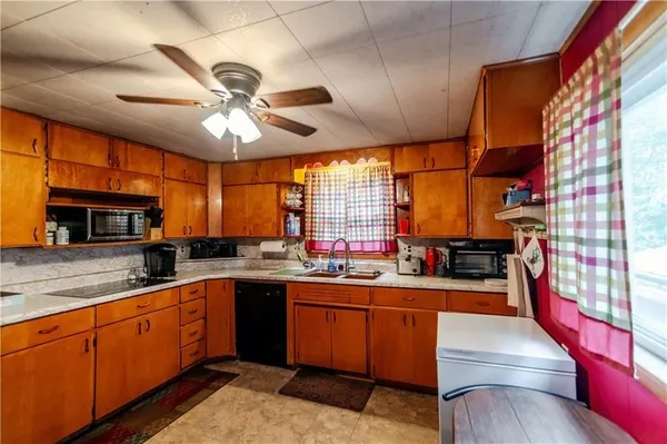 $130,000 | 212 North 9th Street, Atchison, KS 66002