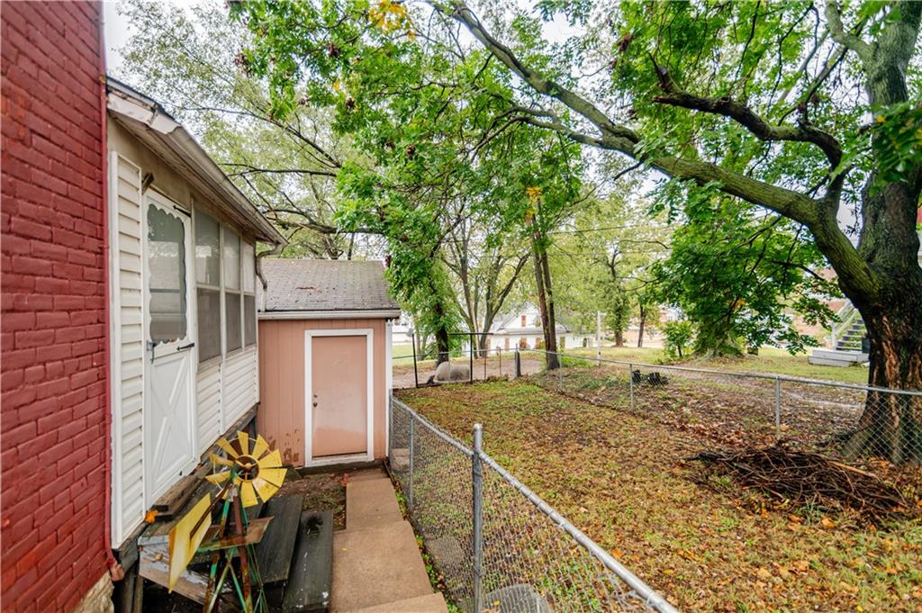 212 North 9th Street Atchison, KS 66002 - Photo 38 of 47