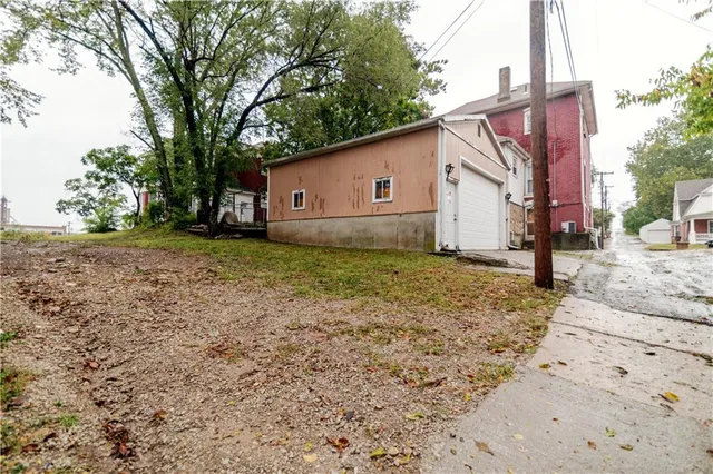 $160,000 | 212 North 9th Street, Atchison, KS 66002
