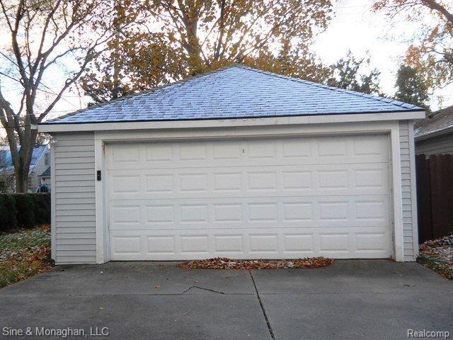 351 Kerby Road Grosse Pointe, MI 48236 - Photo 25 of 26 DSCN0024.JPG