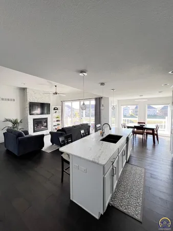 $569,000 | 2615 Twin Lakes Drive, Emporia, KS 66801