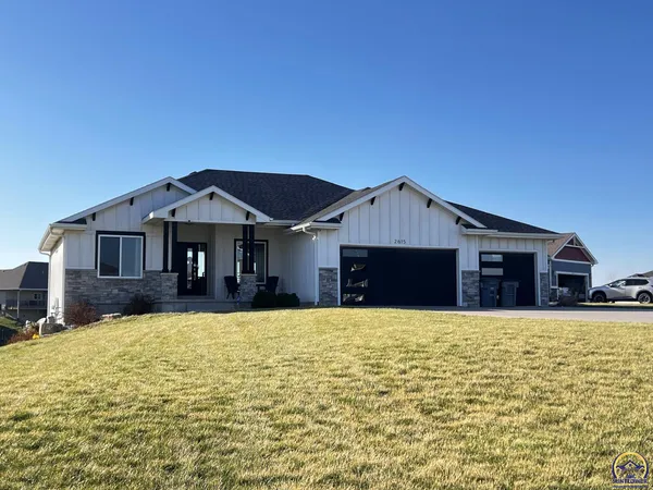 $569,000 | 2615 Twin Lakes Drive, Emporia, KS 66801