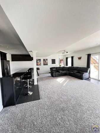 $569,000 | 2615 Twin Lakes Drive, Emporia, KS 66801