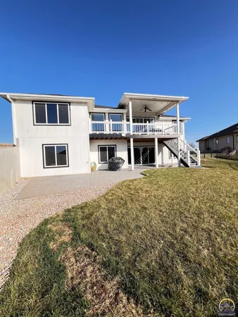 $569,000 | 2615 Twin Lakes Drive, Emporia, KS 66801