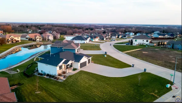 $569,000 | 2615 Twin Lakes Drive, Emporia, KS 66801