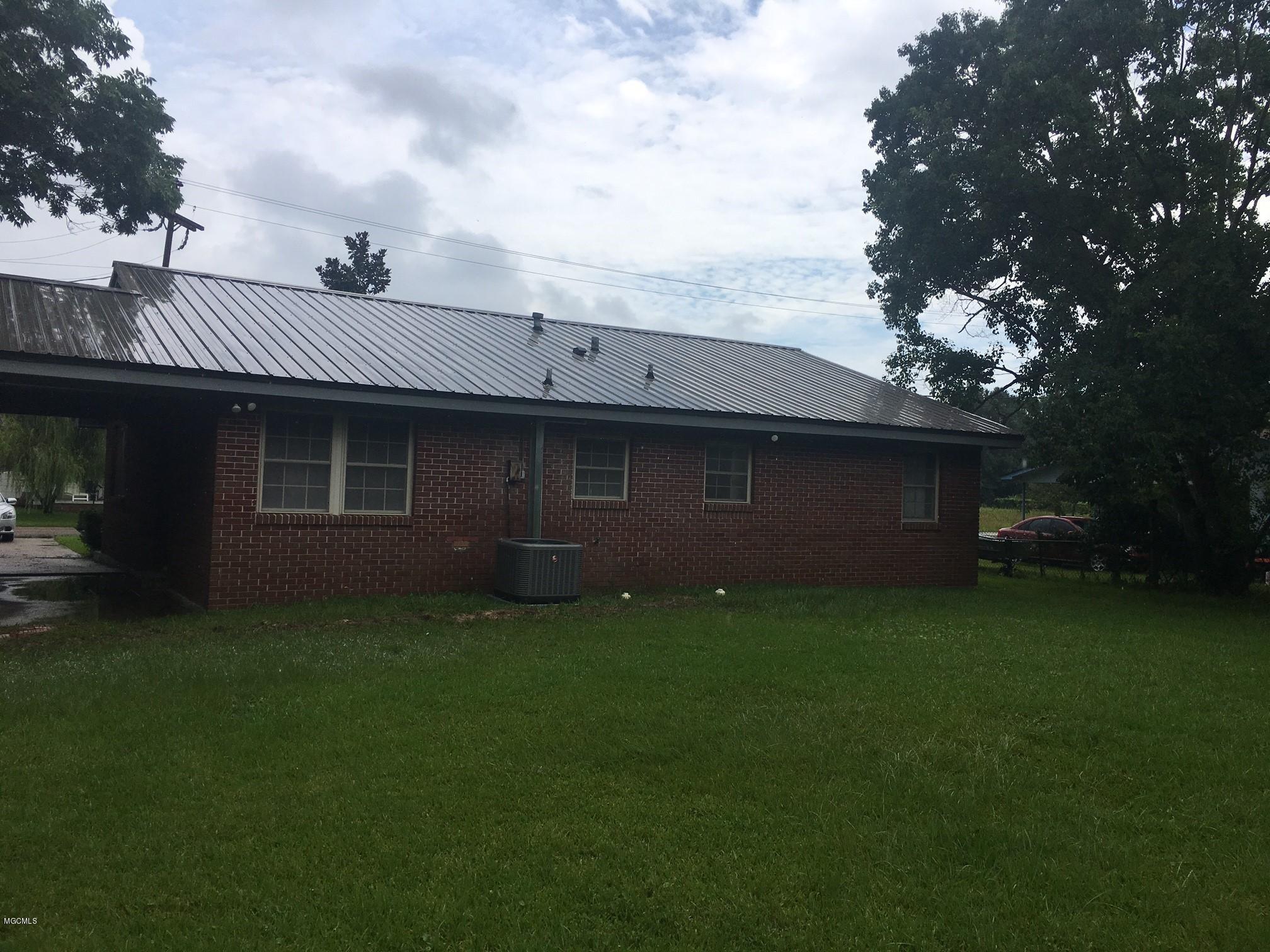 187 Larosa Road Long Beach, MS 39560 - Photo 3 of 16 3