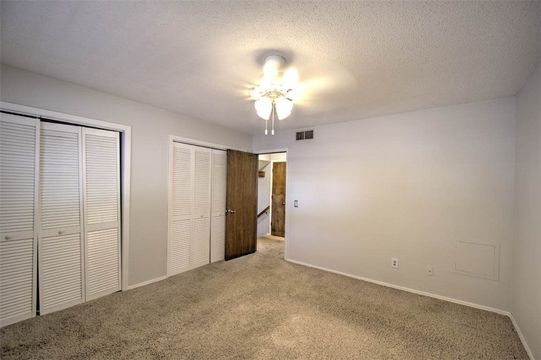 2894 Grove Court Decatur, IL 62521 - Photo 13 of 24 Gallery Image 13