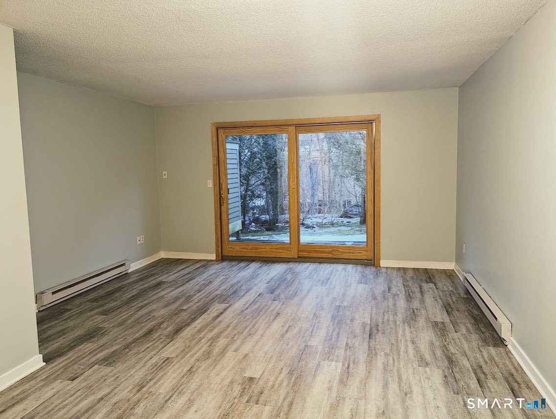 21 Riveredge Drive, Unit 21 Winsted, CT 06098 - Photo 5 of 12