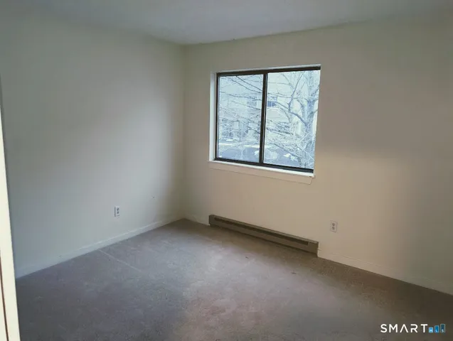 $170,000 | 21 Riveredge Drive, Unit 21, Winsted, CT 06098