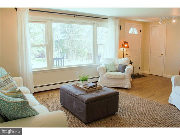 1406 Red Hill Road Elverson, PA 19520 - Photo 5 of 25 Living Room