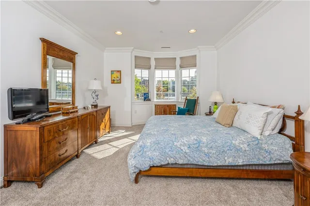 $1,390,000 | 1 Christie Place, Unit 205E, Scarsdale, NY 10583