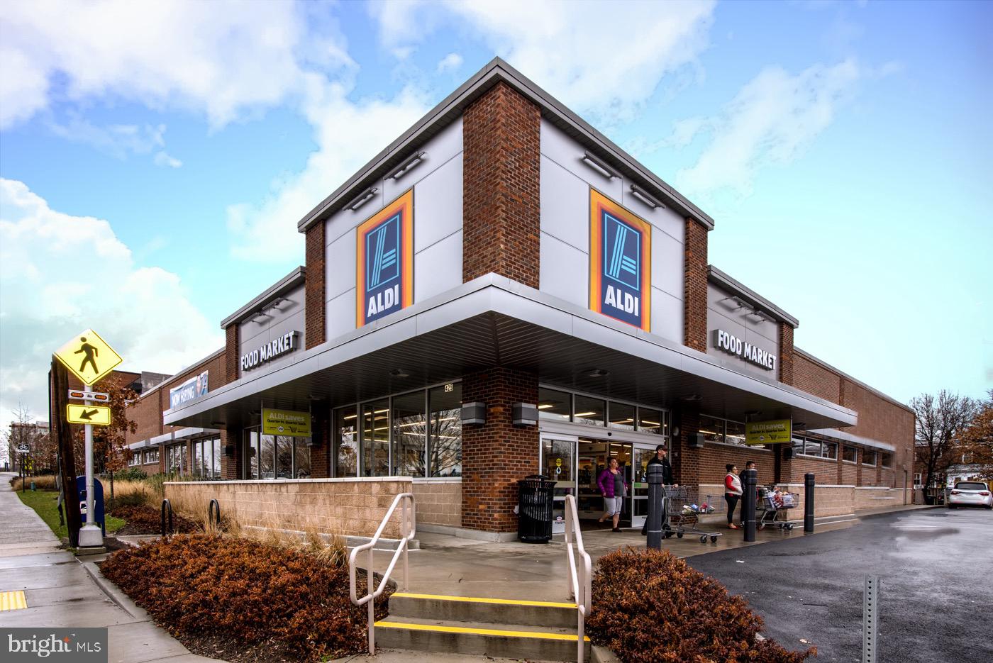 226 Guthrie Avenue Alexandria, VA 22305 - Photo 49 of 54 a view of a building with large windows