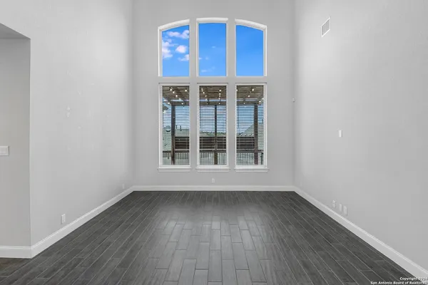 $3,595 | 1823 Falstaff, San Antonio, TX 78258