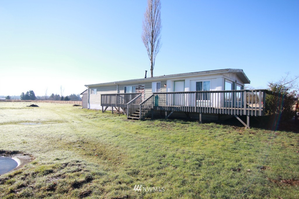 757 West Larson Road Bellingham, WA 98226 - Photo 1 of 14