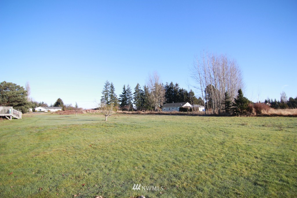 757 West Larson Road Bellingham, WA 98226 - Photo 9 of 14
