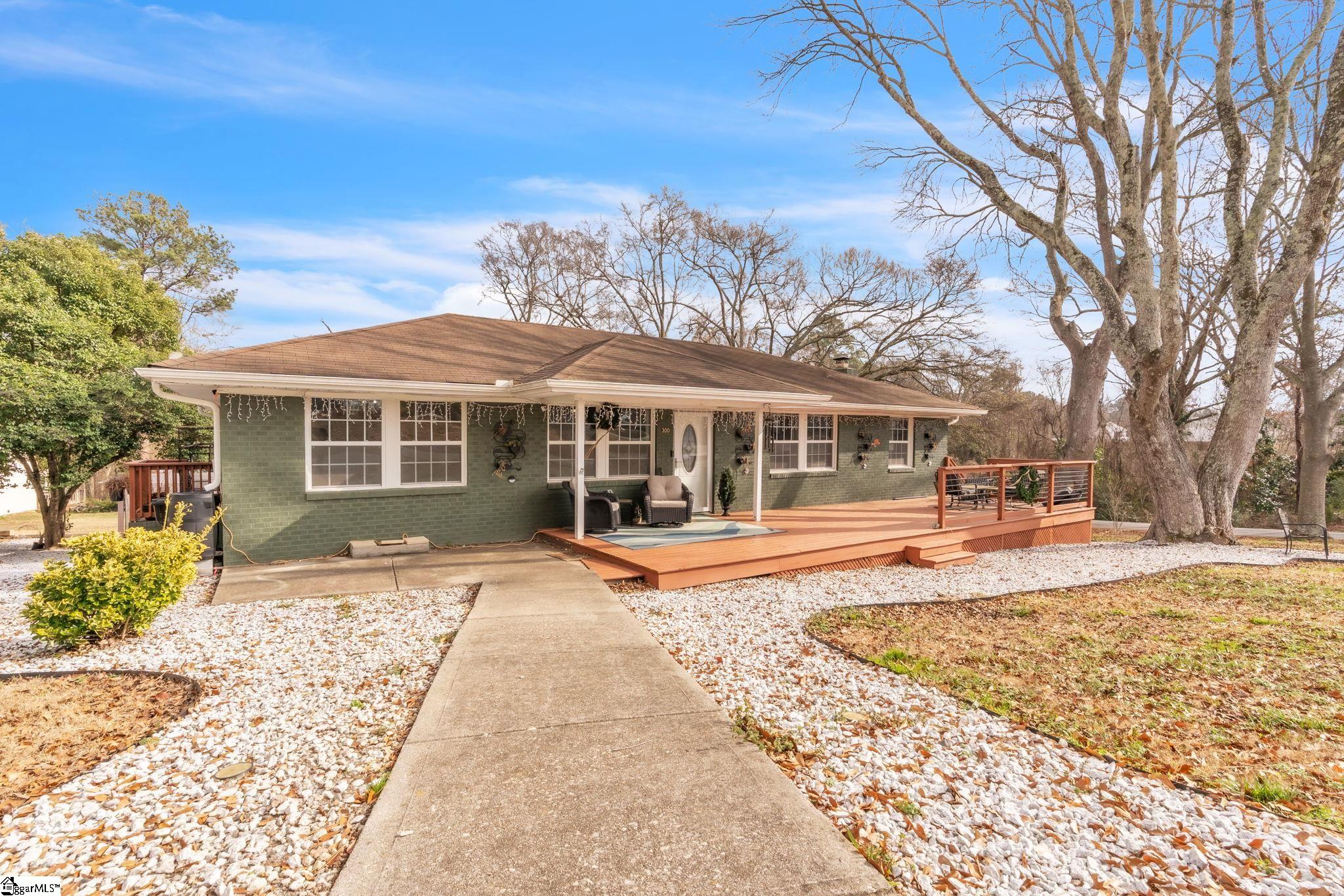 300 Azalea Drive Anderson, SC 29625 - Photo 2 of 29