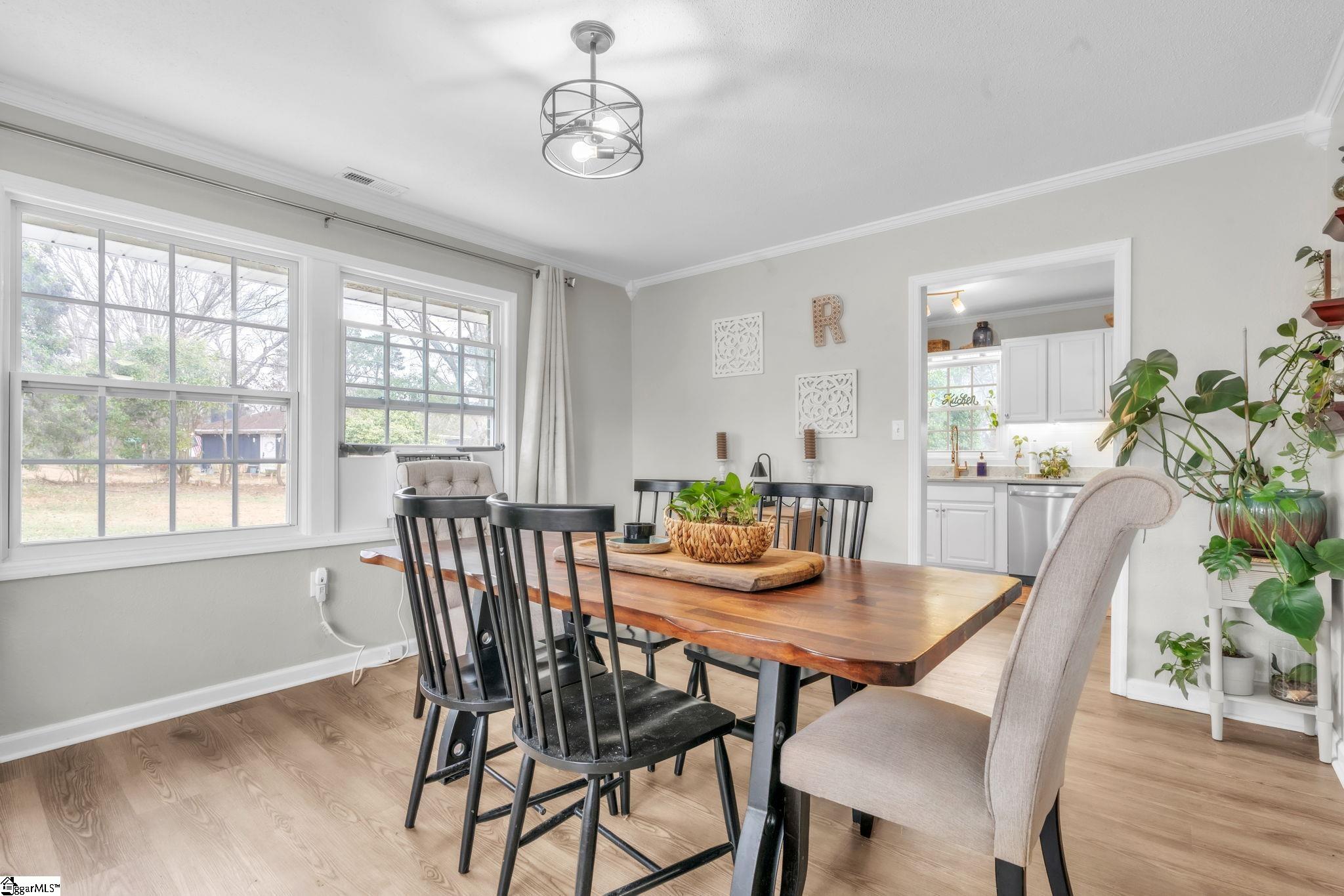 300 Azalea Drive Anderson, SC 29625 - Photo 6 of 29