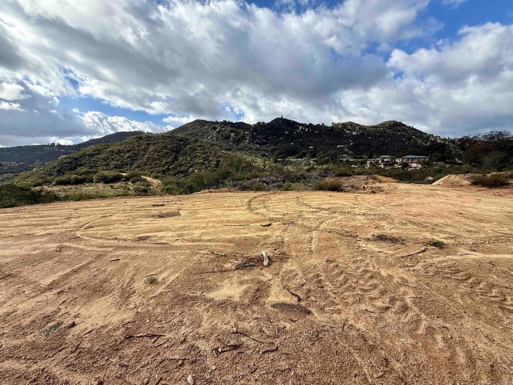 0 Mt Olympus Valley Road Fallbrook, CA 92028 - Photo 9 of 50 a view of ocean with green space