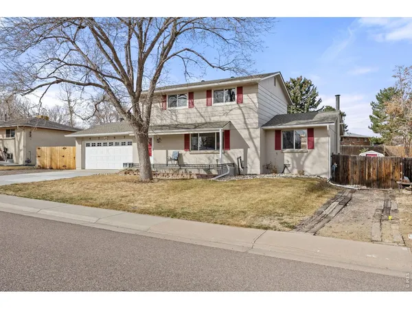$575,000 | 4747 South Oak Court, Littleton, CO 80127