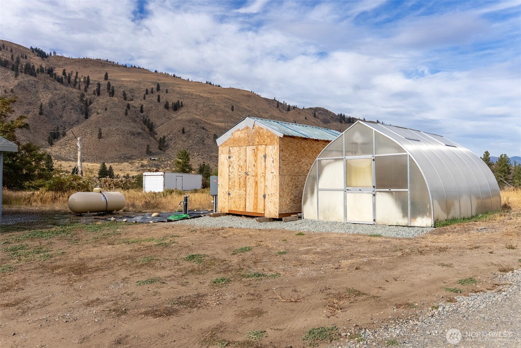 2431 Highway 153 Twisp, WA 98856 - Photo 35 of 40 a view of a house with a snow