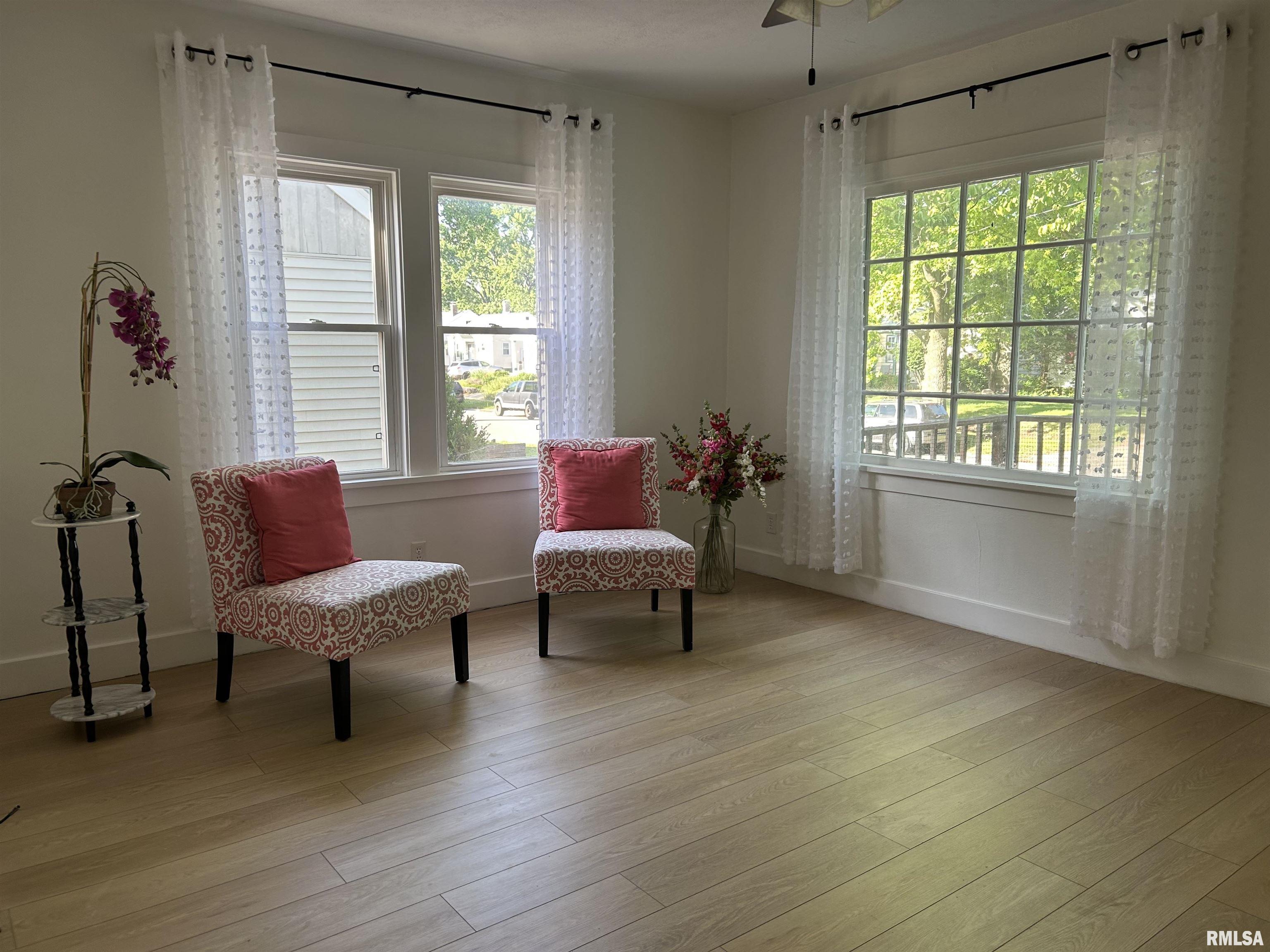 2535 South 8th Street Springfield, IL 62703 - Photo 4 of 8