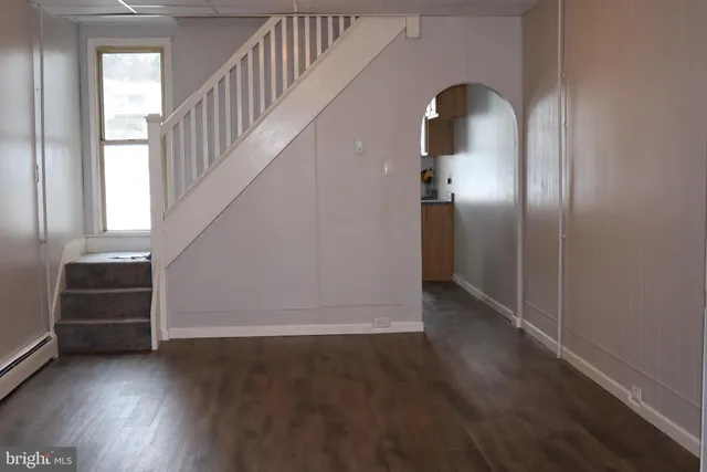 $1,200 | 319 North Columbia Street, Tamaqua, PA 18252