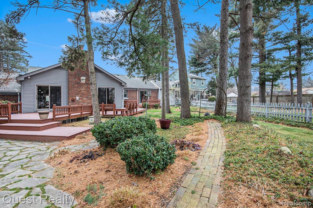 49830 Shelby Road Utica, MI 48317 - Photo 42 of 54 Gallery Image 42
