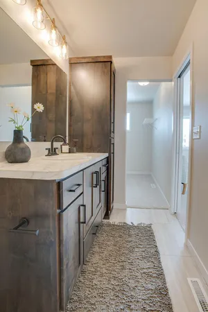 $385,987 | 2529 36th Avenue South, Moorhead, MN 56560