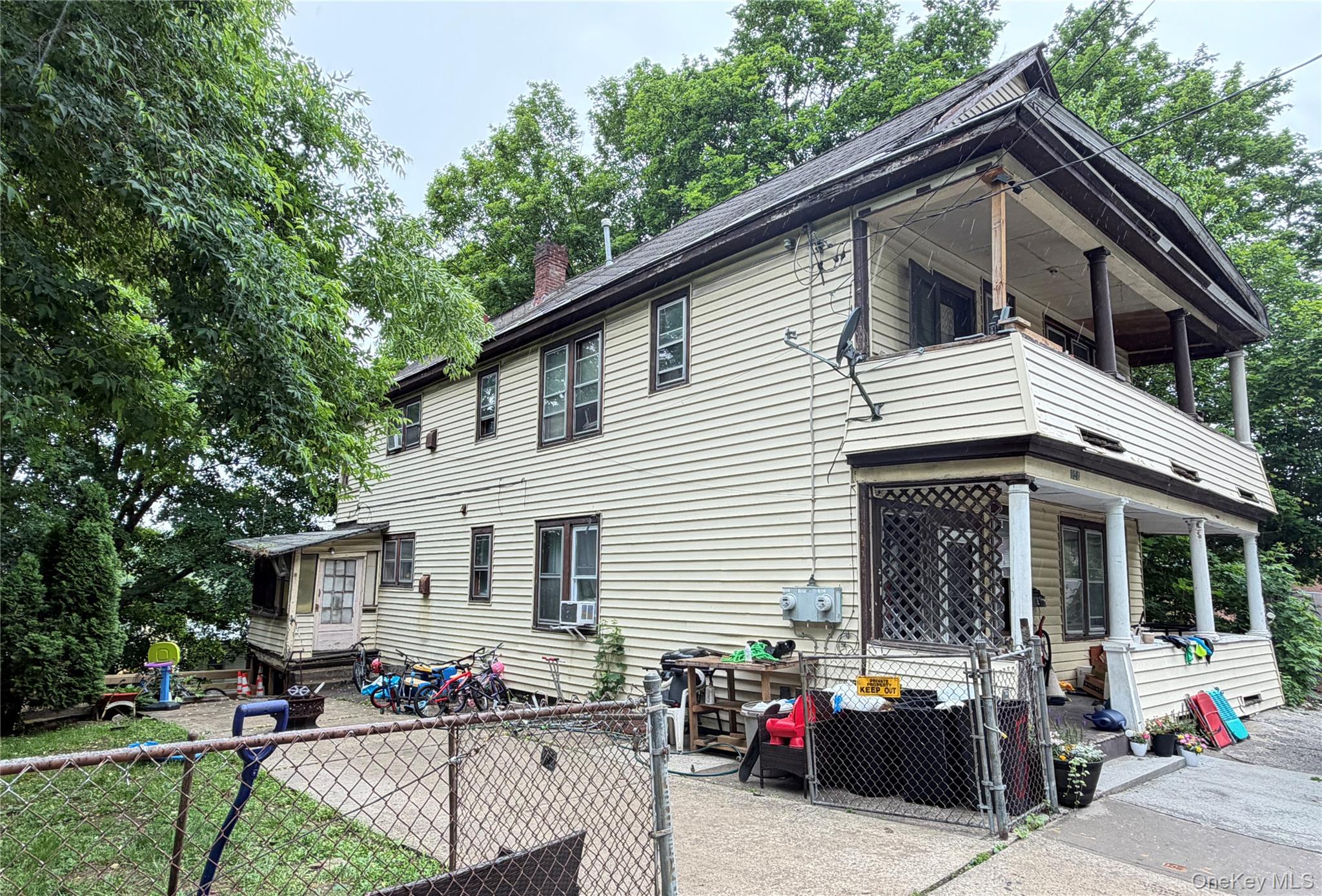 147 Forbes Street Amsterdam, NY 12010 - Photo 2 of 8