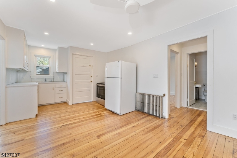 74 Main Street Califon, NJ 07830 - Photo 3 of 10
