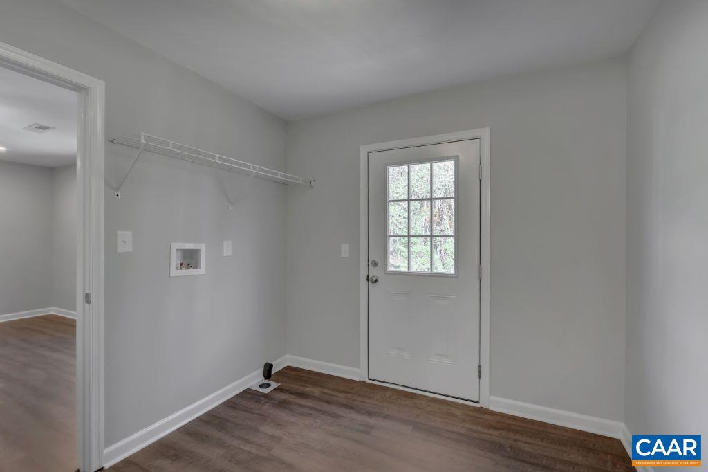 9703 Poindexter Road Louisa, VA 23093 - Photo 14 of 21