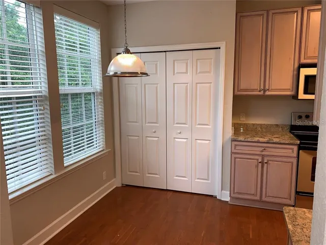 $2,400 | 4715 Southwest 91st Drive, Unit 201, Gainesville, FL 32608