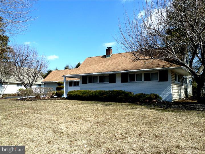 20 Firebush Road Levittown, PA 19056 - Photo 2 of 25 Exterior Front