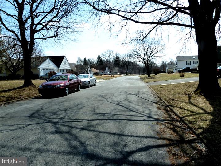 20 Firebush Road Levittown, PA 19056 - Photo 24 of 25 View