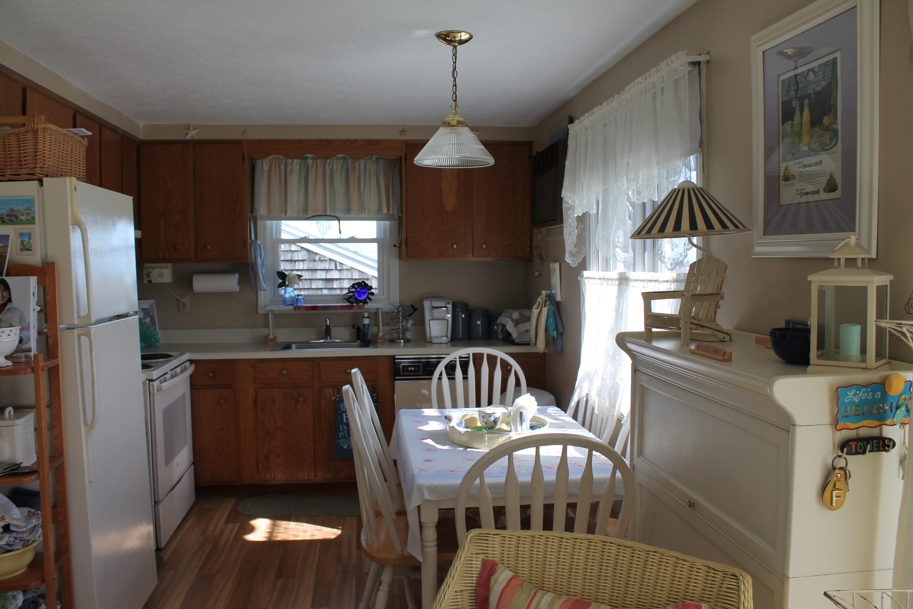 1089 Post Road, Unit 6 Wells, ME 04090 - Photo 11 of 35 kicthen