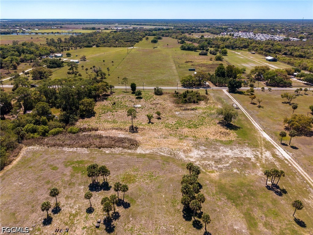 18020 Caloosa Ridge Road Alva, FL 33920 - Photo 17 of 31
