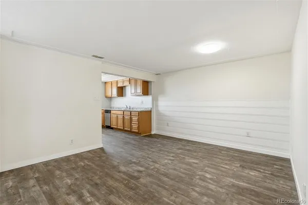 $1,425 | 6190 Wadsworth Boulevard, Arvada, CO 80003