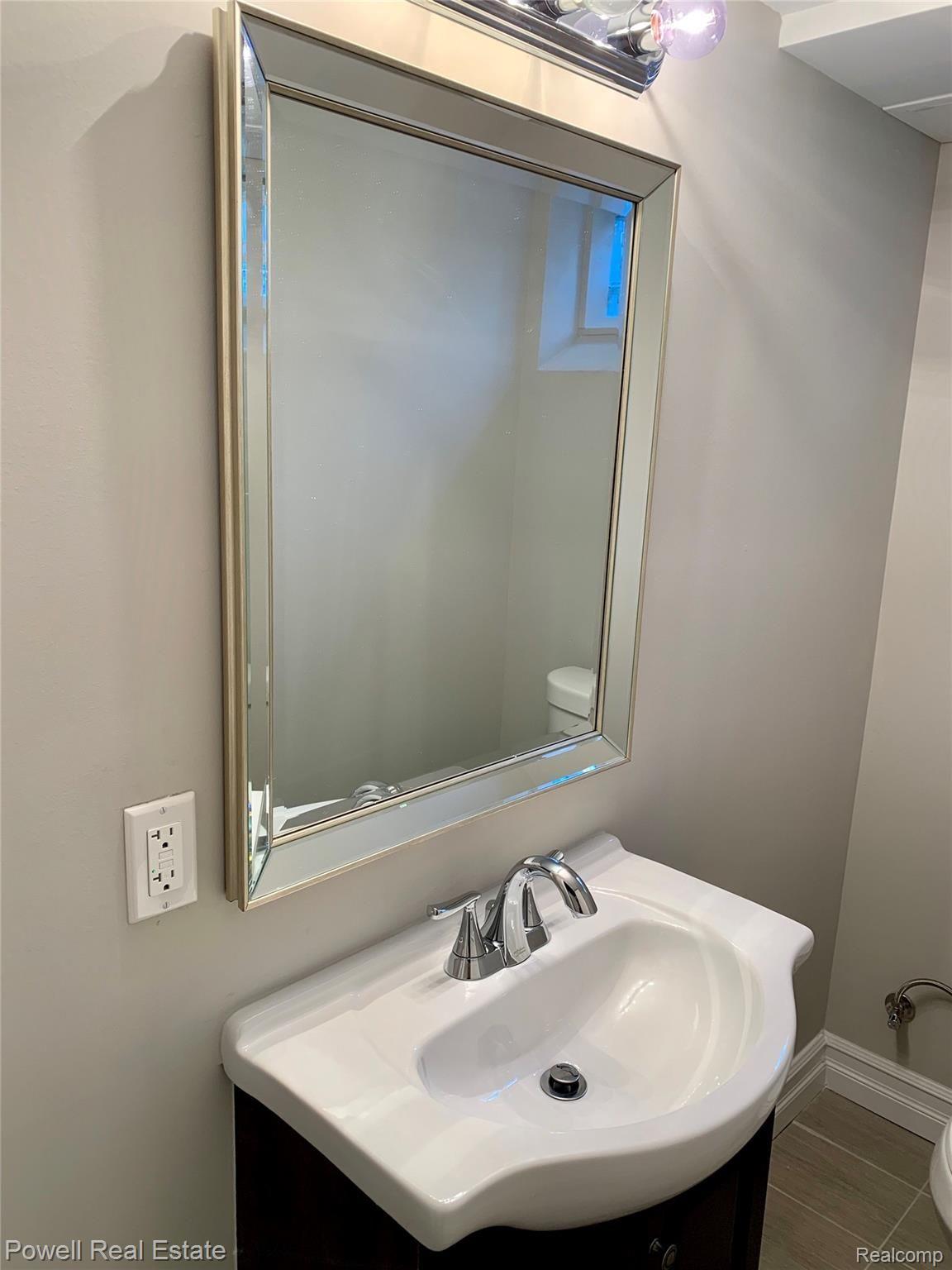 465 Kerby Road Grosse Pointe, MI 48236 - Photo 46 of 60 A3AA5686-AE50-450A-8F95-9128C1A81EE6.jpeg