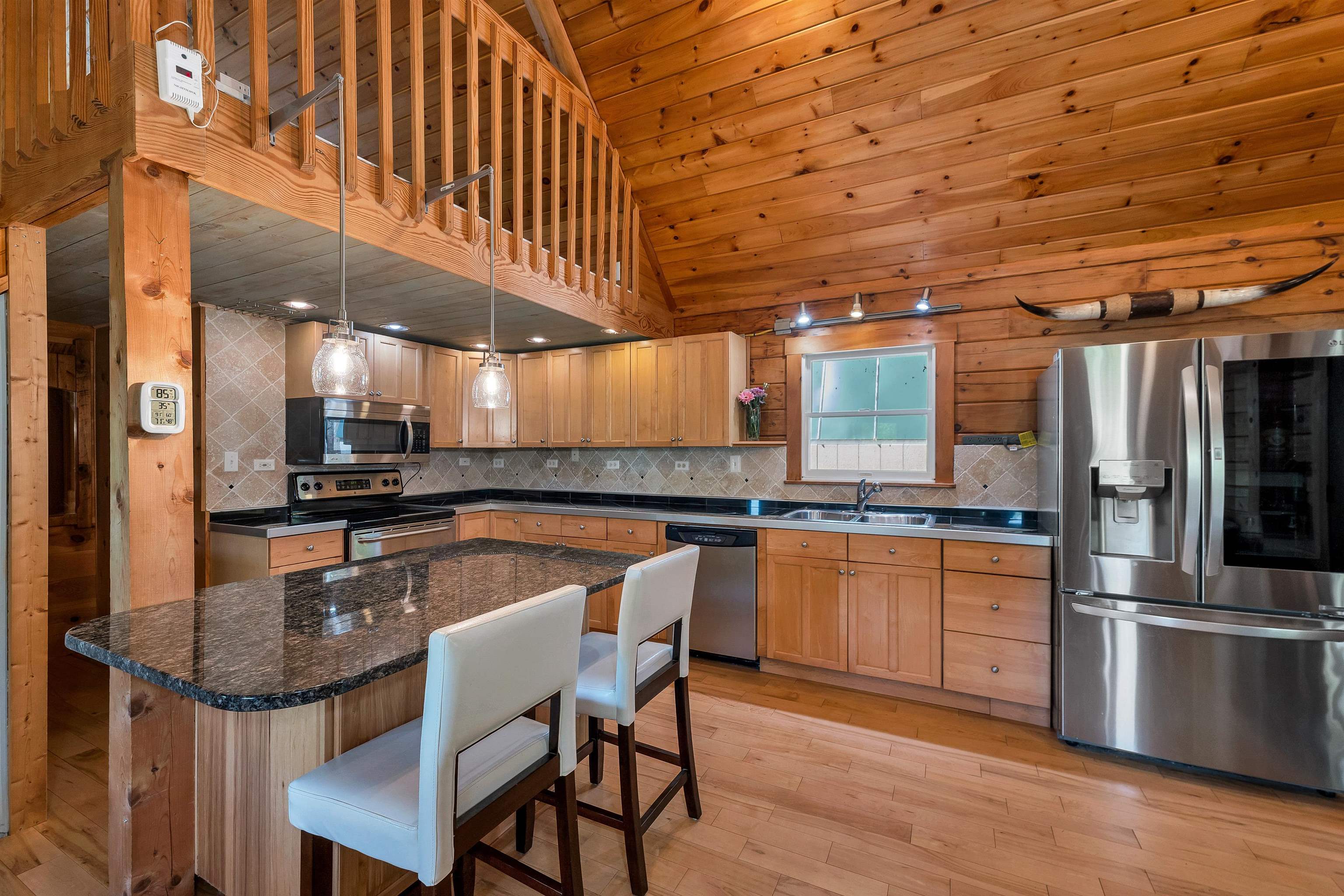 69 Ledge Road Croydon, NH 03773 - Photo 13 of 35