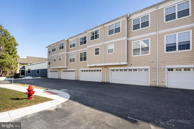 $399,900 | 12135 Landings Boulevard, Unit 303, Berlin, MD 21811