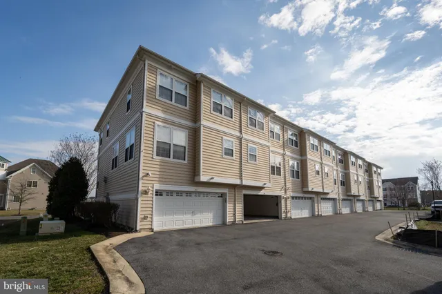 $399,900 | 12135 Landings Boulevard, Unit 303, Berlin, MD 21811