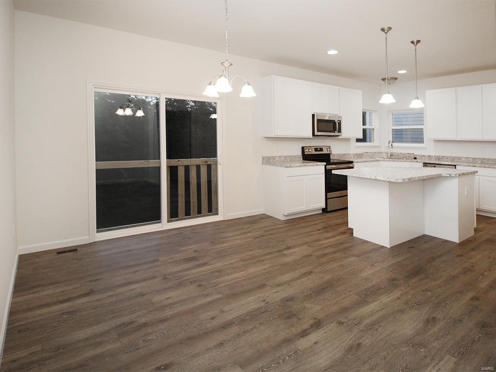 152 Keystone Ridge Drive O'Fallon, MO 63366 - Photo 3 of 8 Gallery Image 3