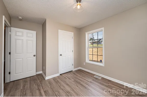 $269,000 | 1337 Gallatin Lane, Hudson, NC 28638