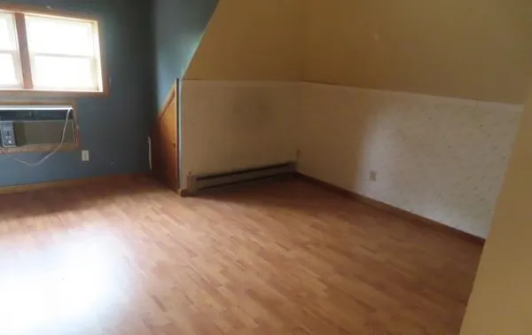 $80,000 | 1142 East Broadway, Monmouth, IL 61462