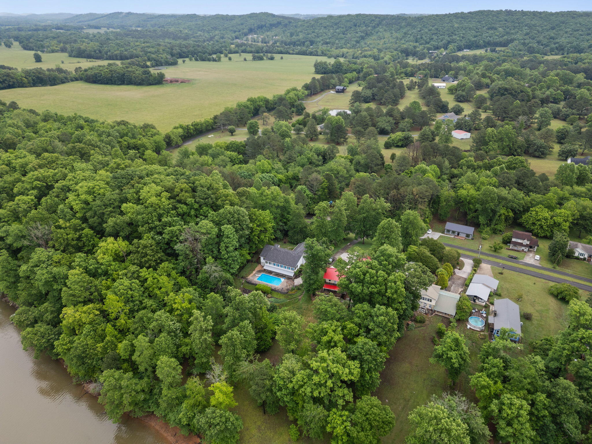 719 Lakehaven Circle Decatur, TN 37322 - Photo 42 of 43 42-web-or-mls-Lakehaven Cir-Autumn B-42