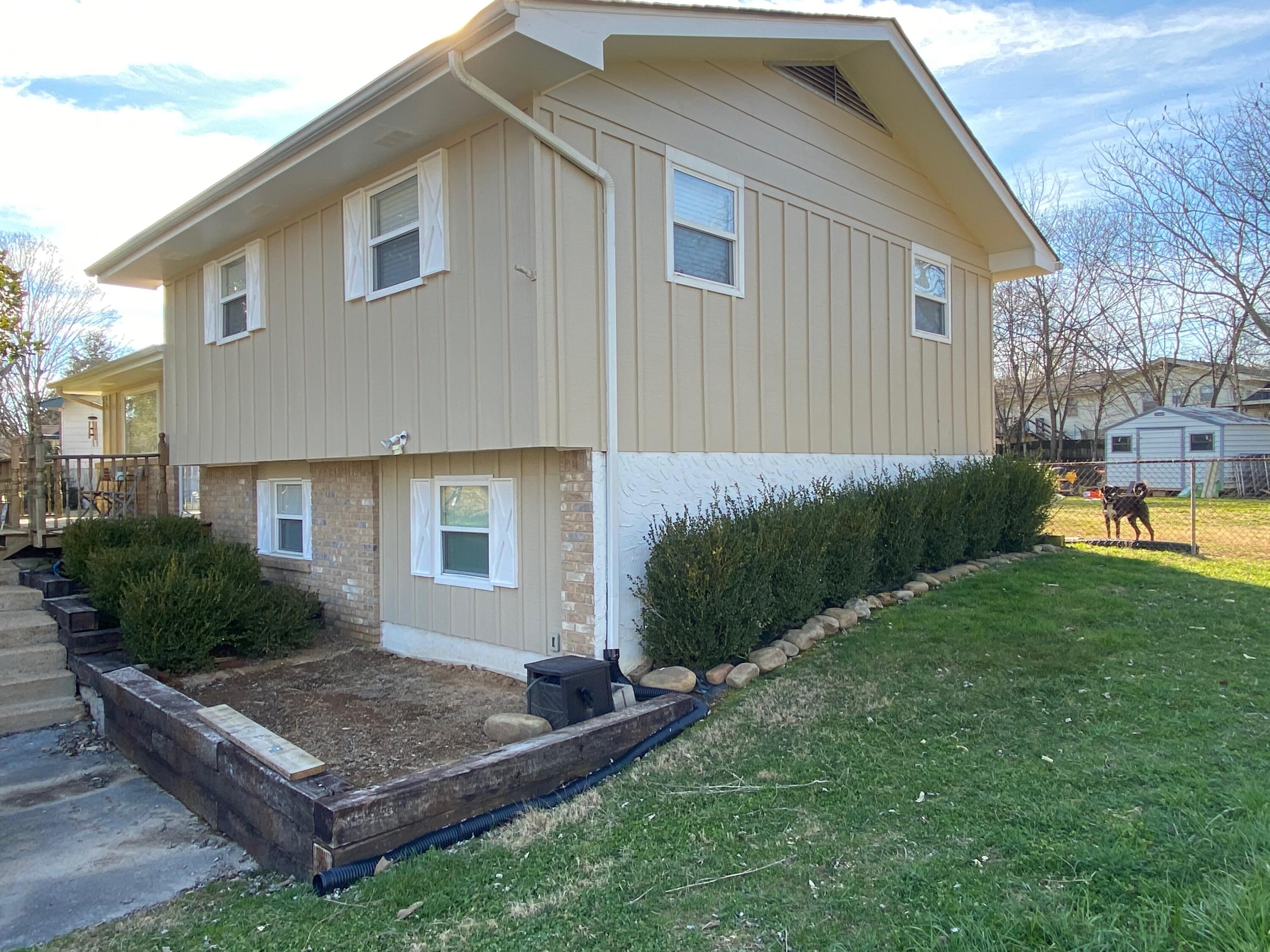 7217 Fairbanks Road Hixson, TN 37343 - Photo 2 of 11 IMG_3701