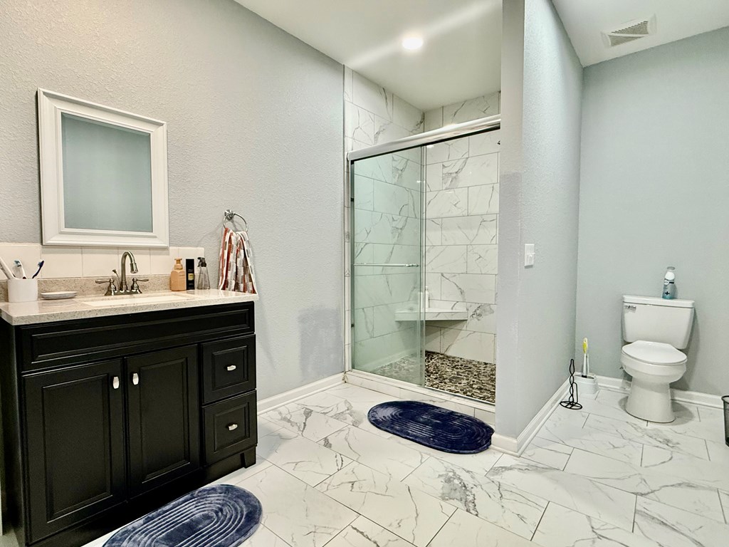 914 C C Rowe Road Slocomb, AL 36375 - Photo 5 of 39