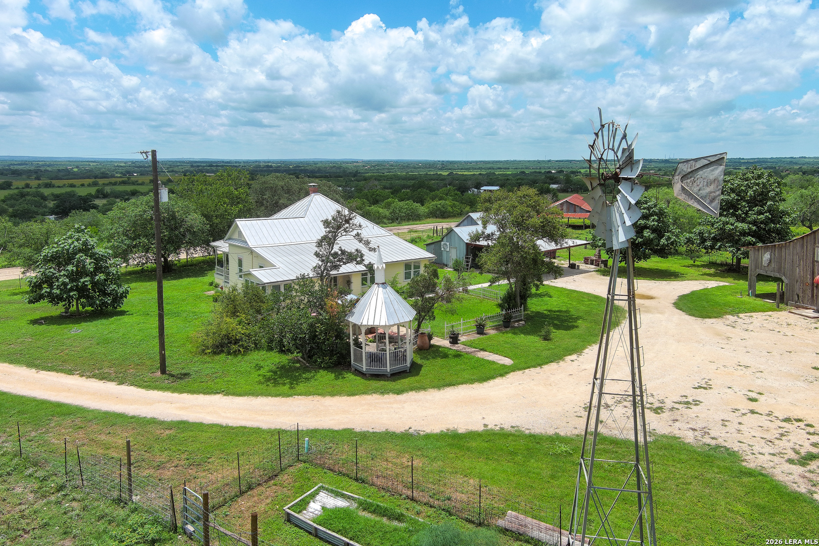 4515 Stapper Road St. Hedwig, TX 78152 - Photo 2 of 64