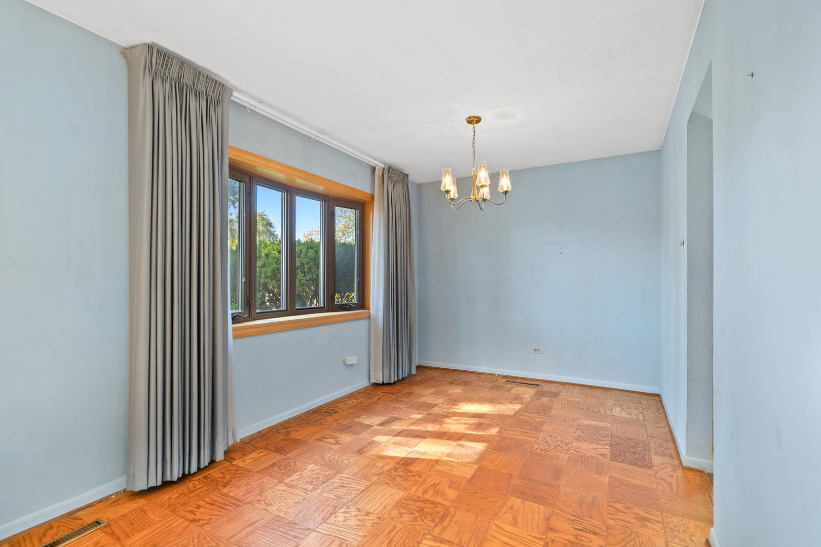 244 Thomas Street Park Forest, IL 60466 - Photo 8 of 30 a view of an empty room with a window