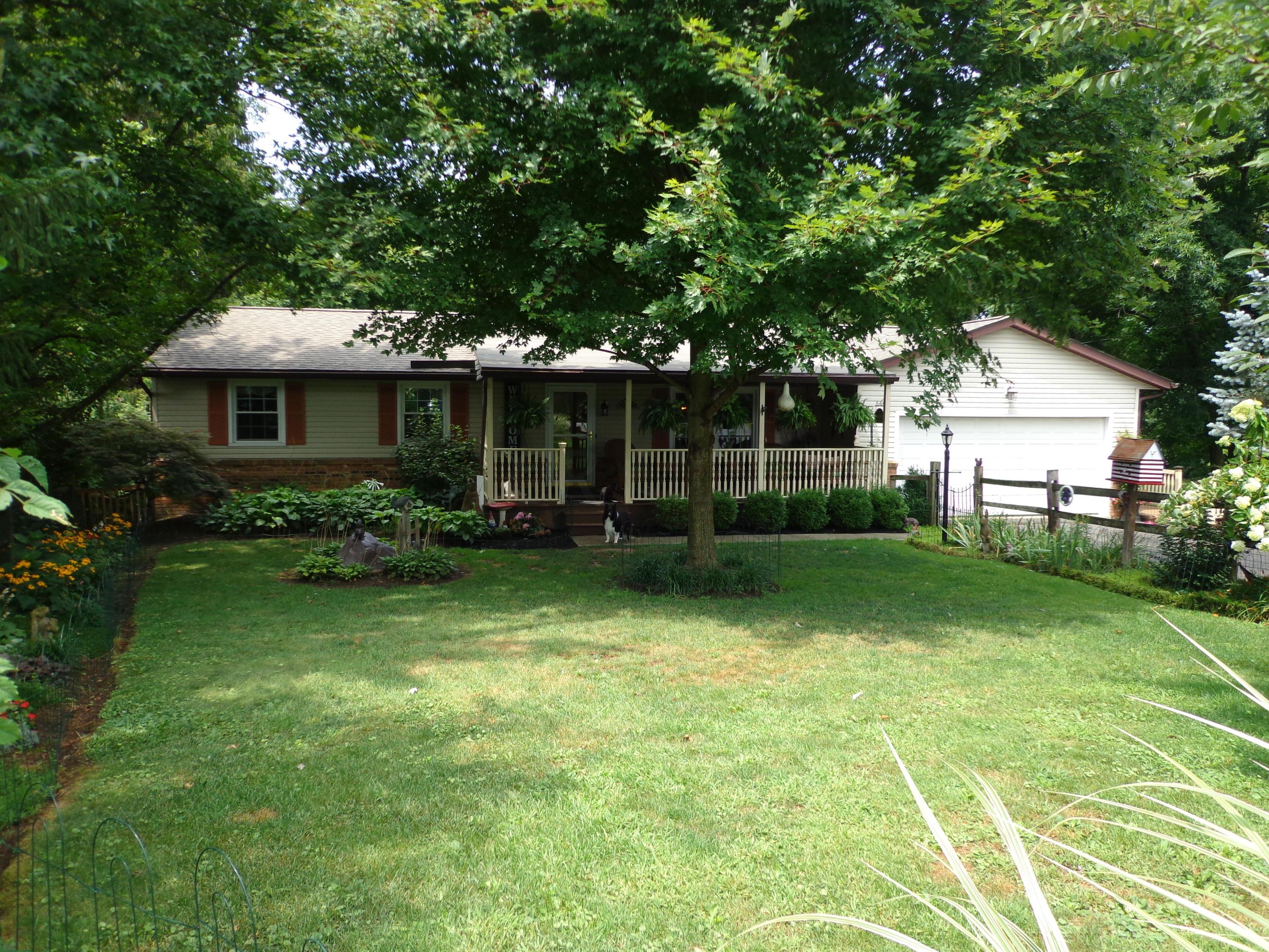 1949 Lancaster-Newark Road Northeast Lancaster, OH 43130 - Photo 2 of 57